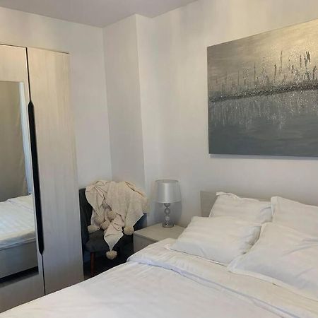 Cool Apartment Timisoara Exterior photo